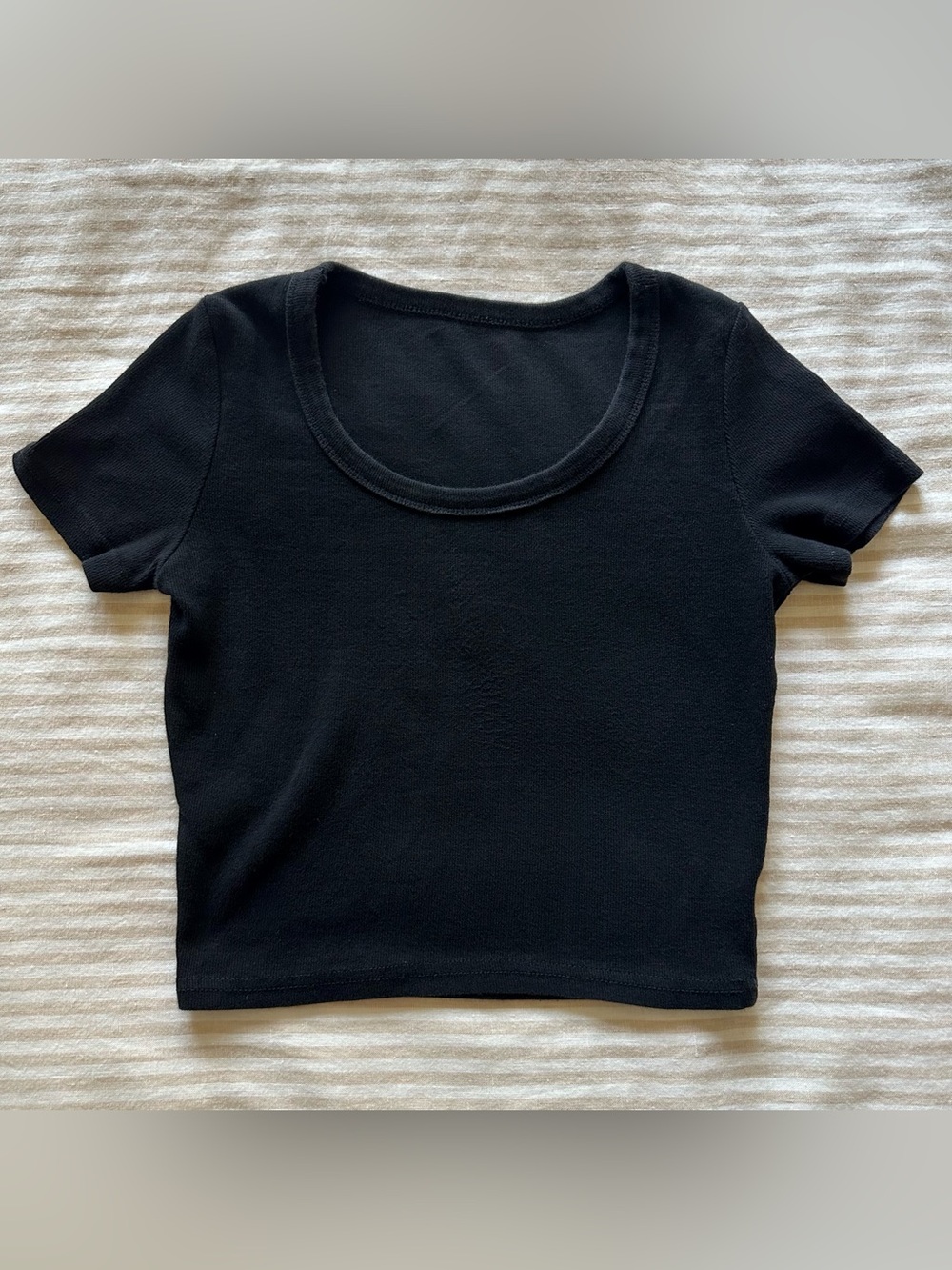 basic black rib knit crop top / midweight / sz small